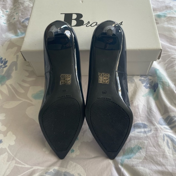 Browns Couture navy blue patent leather shoes - Picture 9 of 13